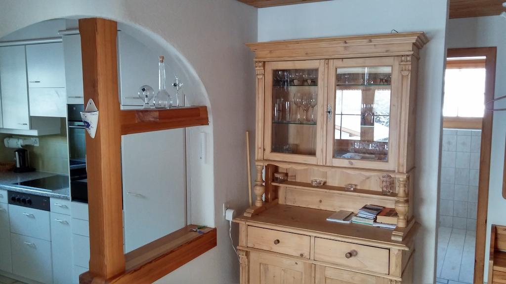 Ferienwohnung Gadenstatt Davos Kamer foto
